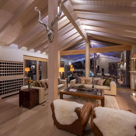 Chalet Gateway Skiing Paradise Luxe Apartment *